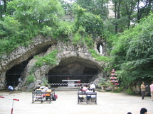 grotte de Lourdes de Jilin, Mongolie Intérieure grotte de Lourdes de Jilin, Mongolie Intérieure