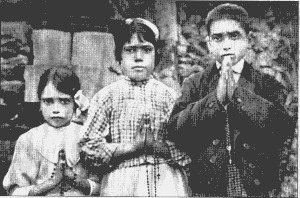 François, Jacintha ( tous les deux béatifiés) et Lucie, les enfants de Fatima