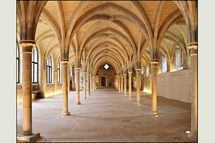 Le collège des Bernardins, abbaye cistercienne redevenue centre chrétien.
