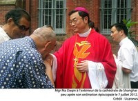 Mgr Daquin, le jour de son ordination épiscopale Mgr Daquin, le jour de son ordination épiscopale