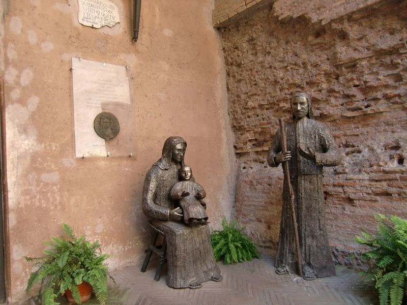 Tous saints avec saint Joseph...et la Sainte Famille, à la demande du Pape François.