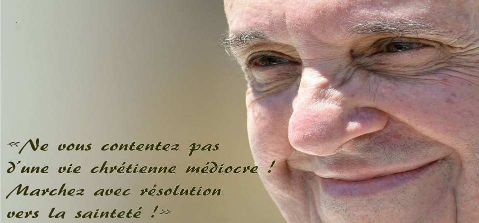 Pape François : " Allons à Paris, parlons clair : on ne peut cacher cette vérité que chacun a le droit de pratiquer sa religion, sans offenser, librement." Pape François : " Allons à Paris, parlons clair : on ne peut cacher cette vérité que chacun a le droit de pratiquer sa religion, sans offenser, librement."