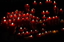 Raviver l'Espérance, rallumer les lumignons. Raviver l'Espérance, rallumer les lumignons.
