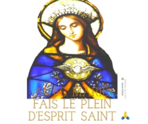 Marie, pendant ce temps, retenait tous ces événements et les méditait dans son coeur. Marie, pendant ce temps, retenait tous ces événements et les méditait dans son coeur.