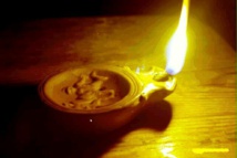 Ordo Virginum, le ferment et la lampe allumée qui diffuse l'Amour. Ordo Virginum, le ferment et la lampe allumée qui diffuse l'Amour.